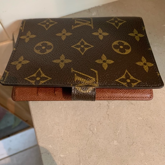 Louis Vuitton Authentic PM Agenda
Excellent used condition - Picture 12 of 14